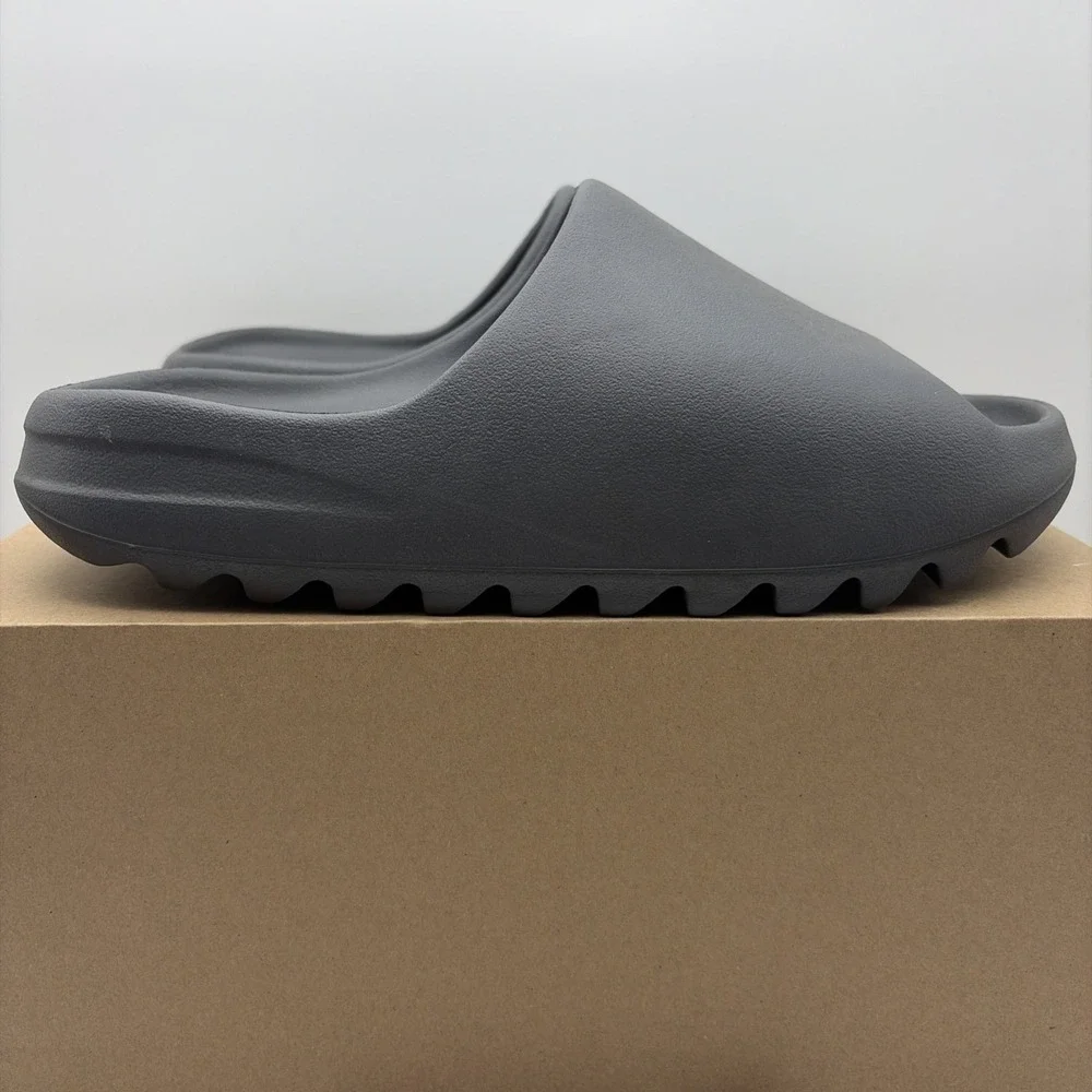 adidas Yeezy Slide Slate Grey ID2350 Mens Size 11 Gray Slip On Sneaker